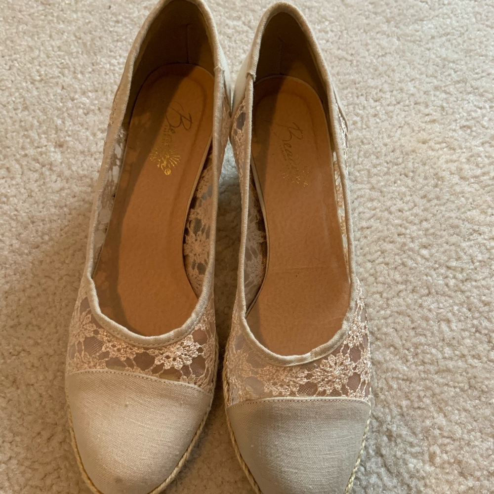 Beacon wedges size 12 narrow